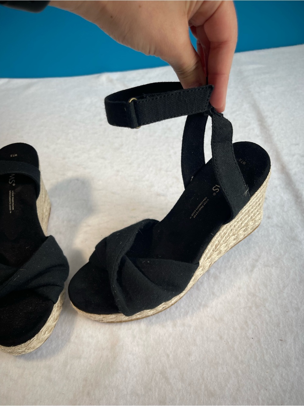 TOMS Black Canvas Espadrille Wedge Sandals Ankle Strap Women’s 7.5 - Picture 4 of 12